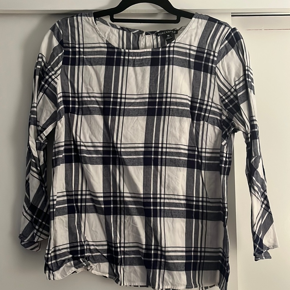 Bell sleeve blouse